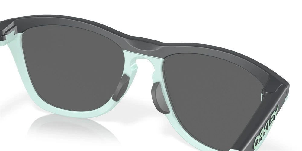 Oakley FROGSKINS RANGE OO 9284 Milkshake Blue Grey/black (9284-03) - Image 8